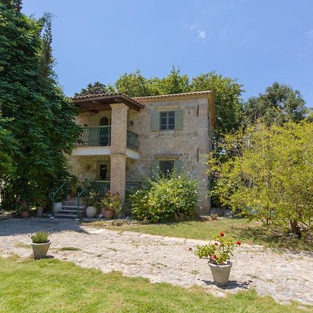 Jianni'S Villa - Stone Villa In The Greenery!! Vasilikí Kültér fotó